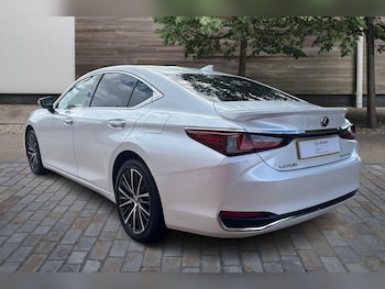 Used Lexus ES 2025 for sale - 76110675: Photo