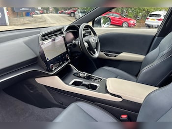 Used Lexus RZ 2024 for sale - 76110867: Photo