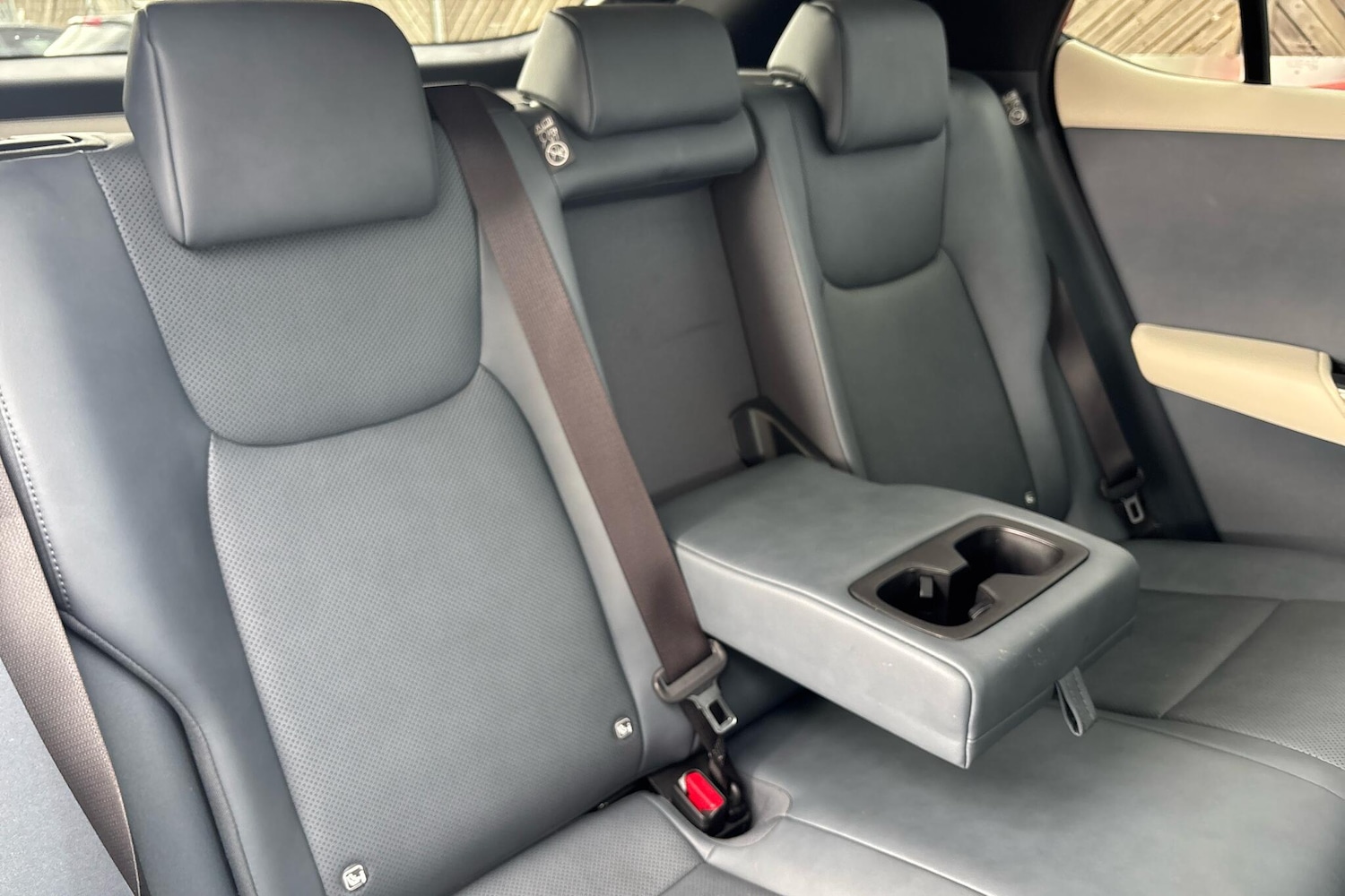 Used Lexus RZ 2024 for sale - 76110867: Photo 9