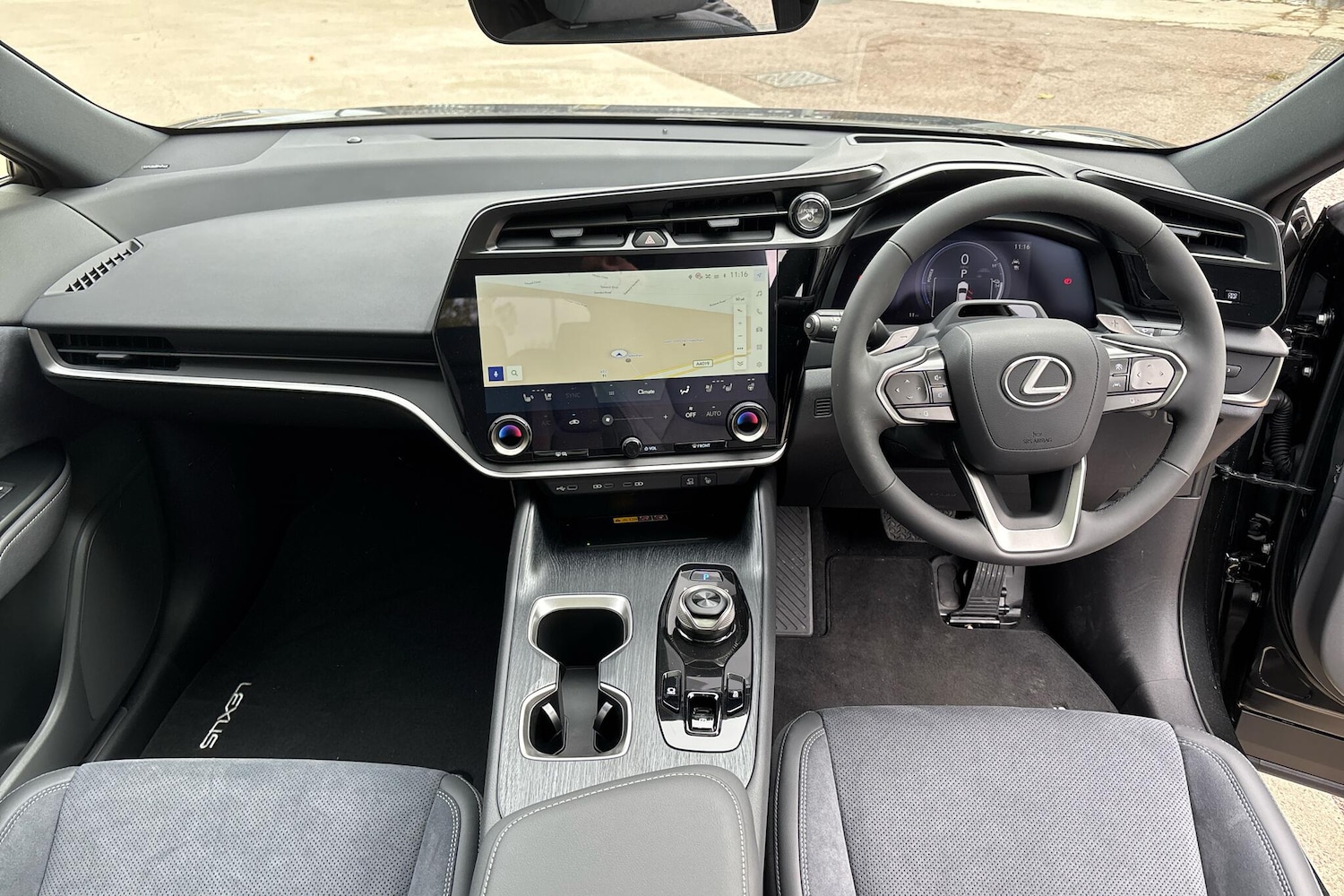 Used Lexus RZ 2025 for sale - 78102480: Photo 12