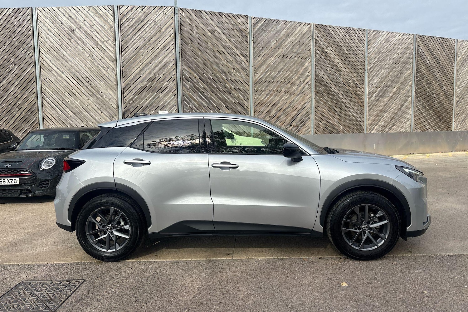 Used Lexus LBX 2024 for sale - 76111426: Photo 4