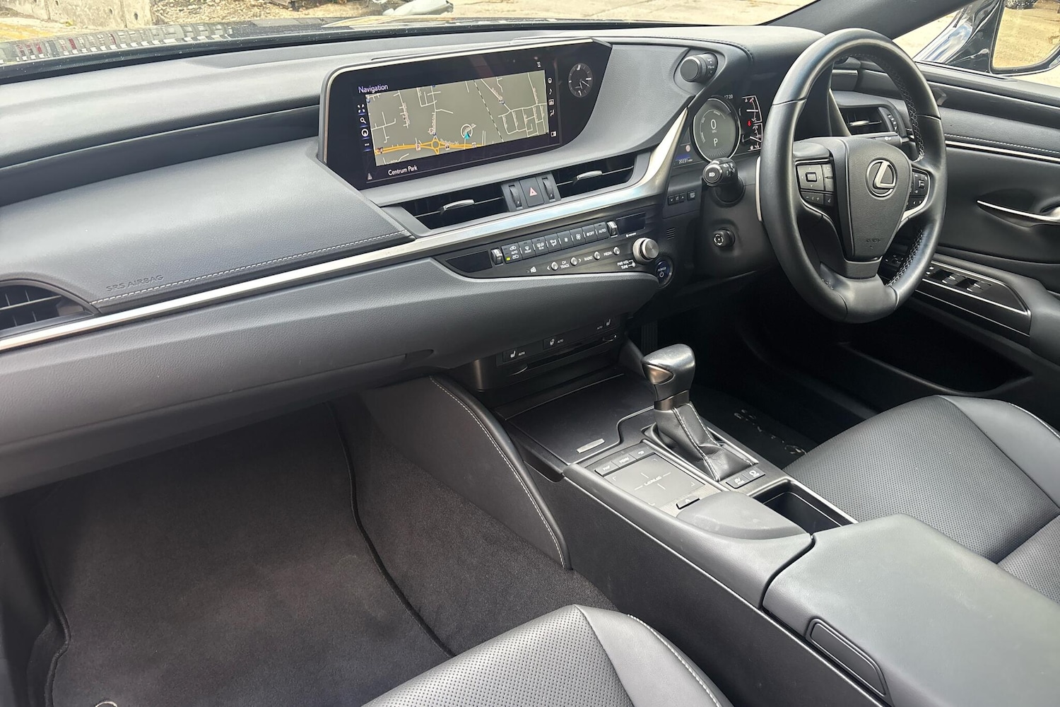 Used Lexus ES 2021 for sale - 76110888: Photo 2