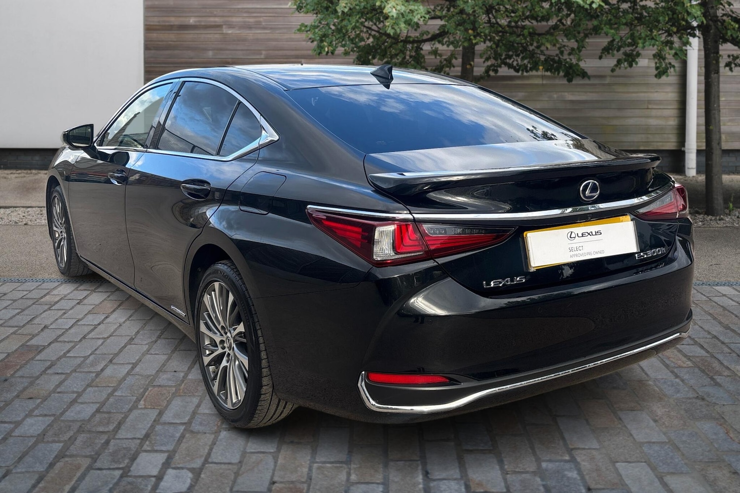 Used Lexus ES 2021 for sale - 76110888: Photo 3