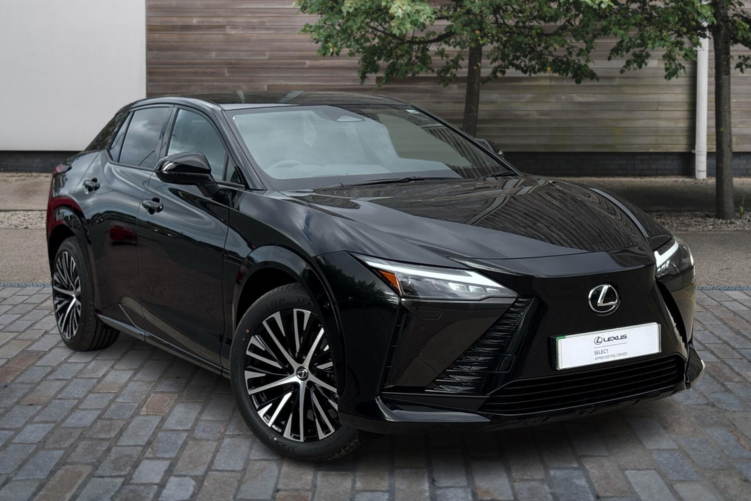 Used Lexus RZ 2025 for sale - 76168403: Photo 1