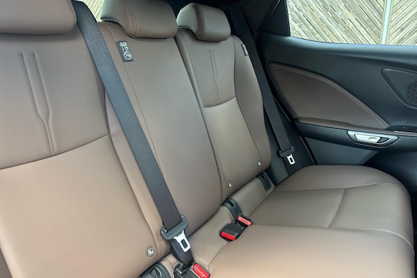 Used Lexus LBX 2025 for sale - 76228894: Photo 9