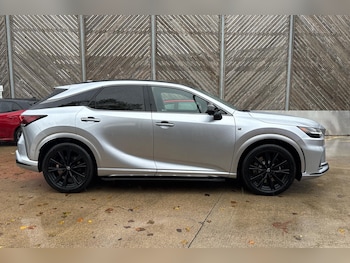 Used Lexus RX 2025 for sale - 76168392: Photo 4