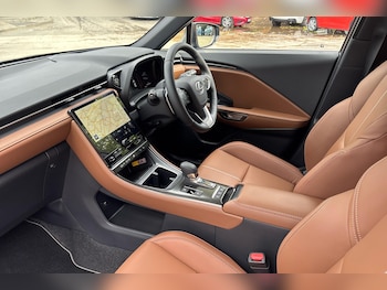 Used Lexus LBX 2025 for sale - 77177141: Photo