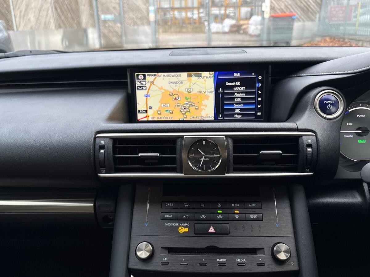 Used Lexus IS 2018 for sale - 76937213: Photo 11