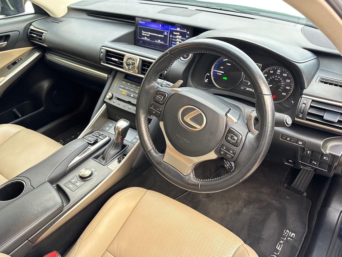 Used Lexus IS 2018 for sale - 76937213: Photo 12