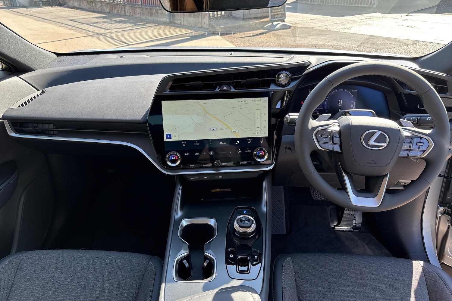 Used Lexus RZ 2025 for sale - 76111111: Photo 12