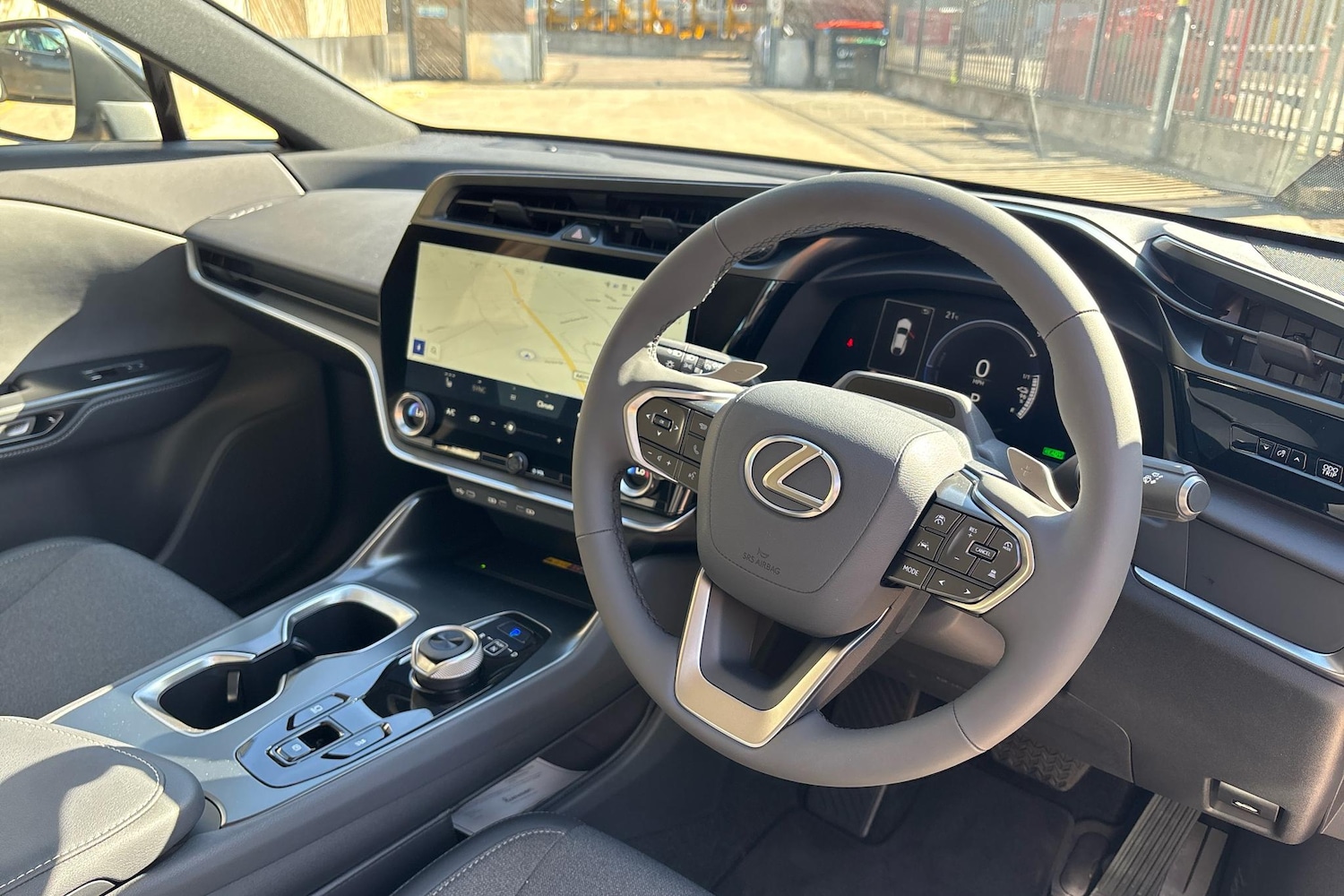 Used Lexus RZ 2025 for sale - 76111111: Photo 6