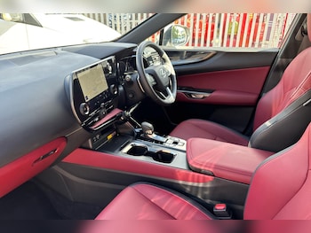 Used Lexus NX 2025 for sale - 76111417: Photo 2
