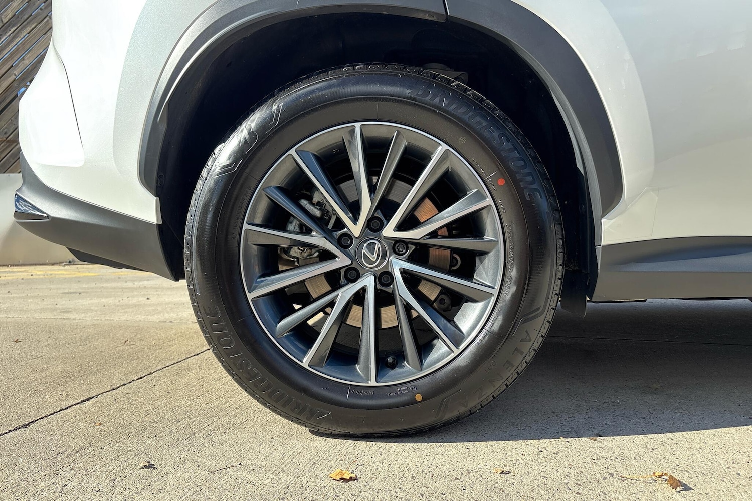 Used Lexus NX 2025 for sale - 76111417: Photo 5