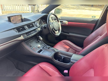 Used Lexus CT 2015 for sale - 76111147: Photo 2