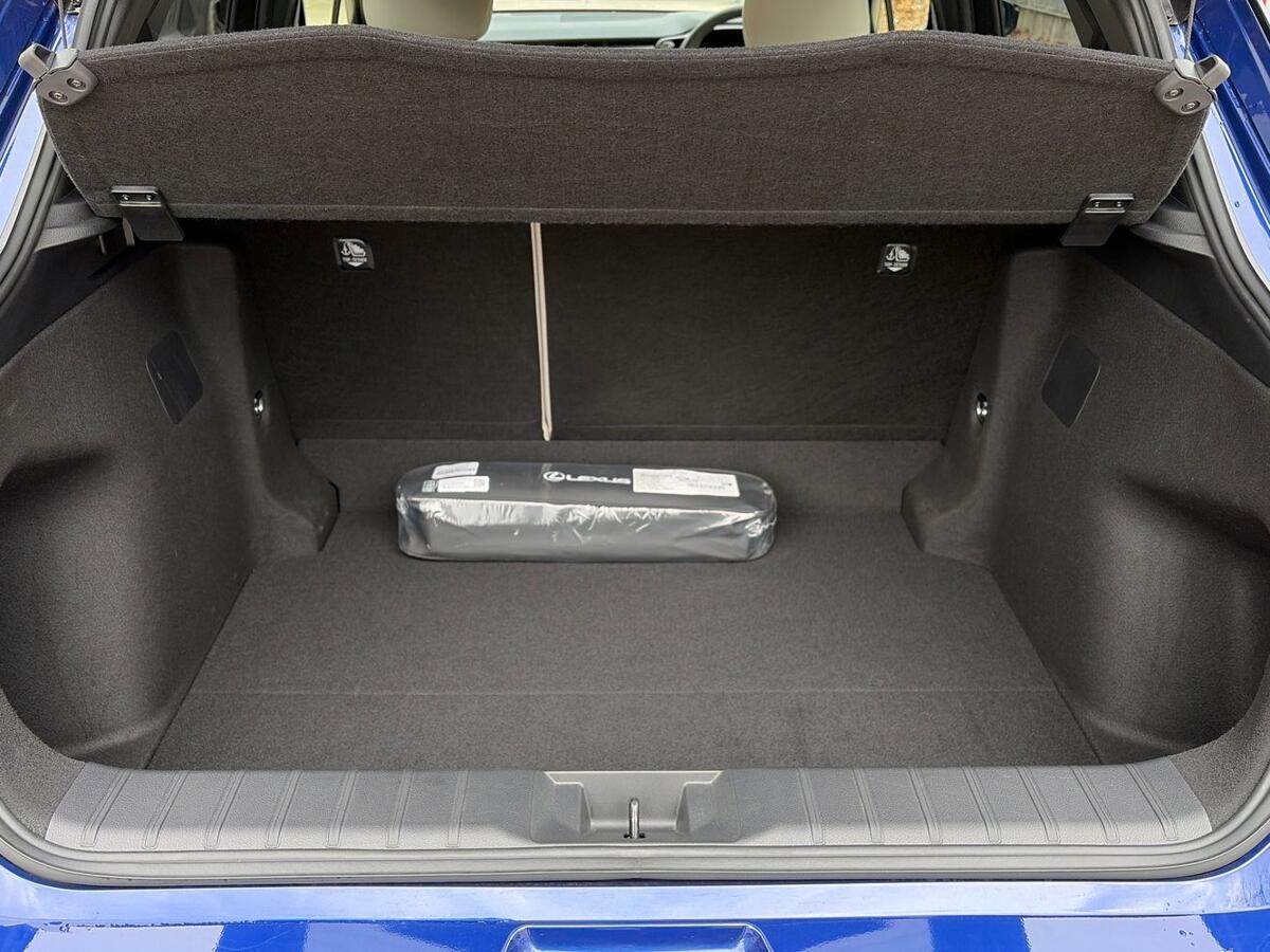 Used Lexus LBX 2025 for sale - 77724877: Photo 10