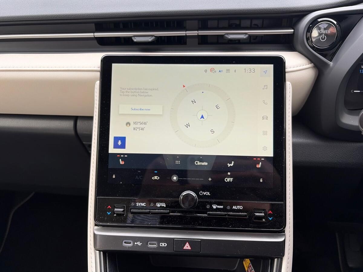 Used Lexus LBX 2025 for sale - 77724877: Photo 11