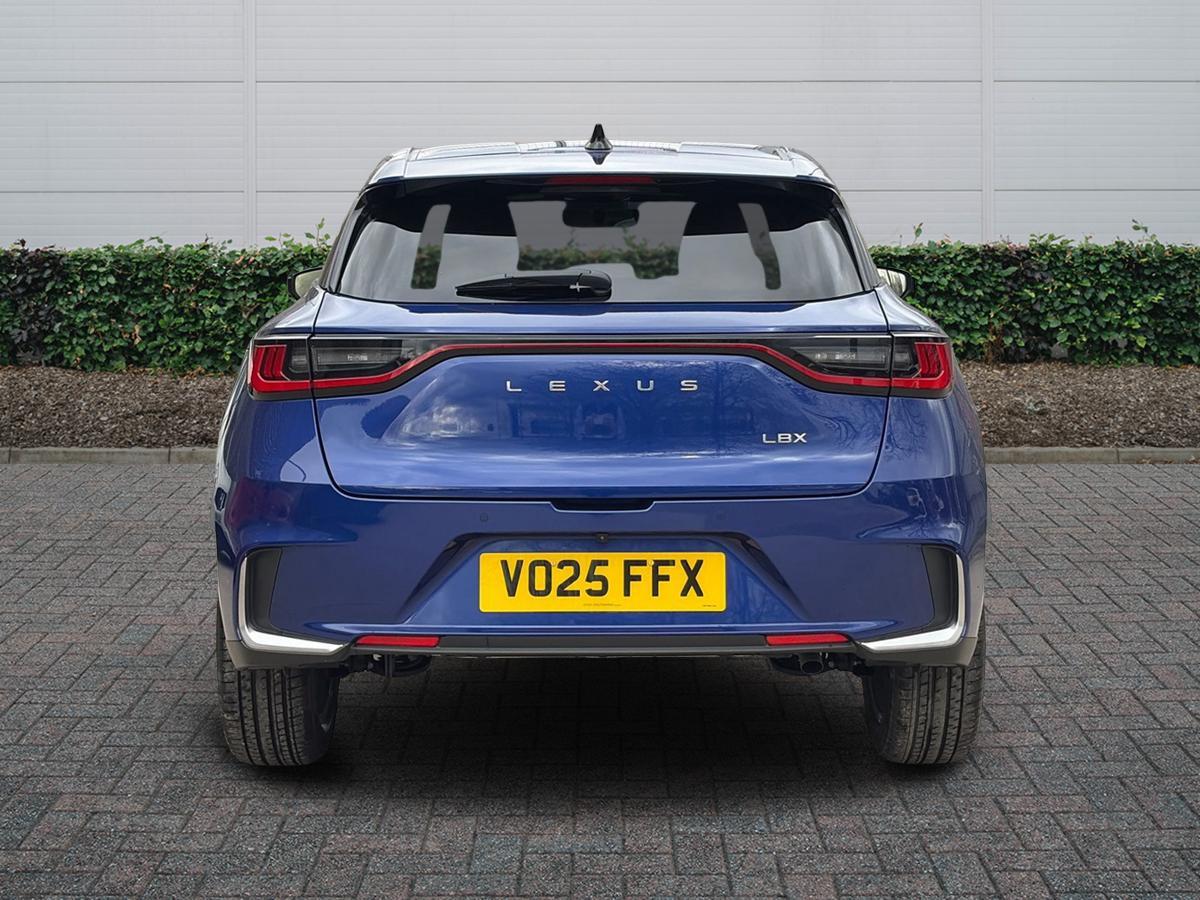 Used Lexus LBX 2025 for sale - 77724877: Photo 4