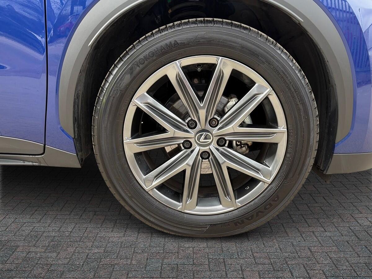 Used Lexus LBX 2025 for sale - 77724877: Photo 6