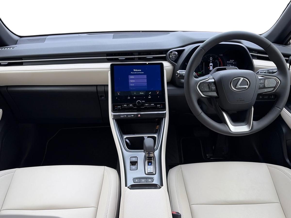 Used Lexus LBX 2025 for sale - 77724877: Photo 8