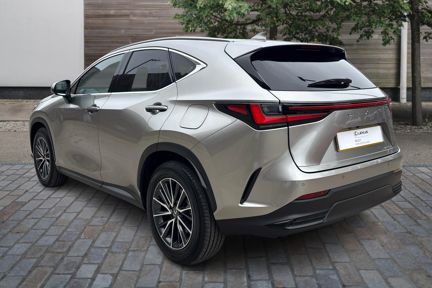 Used Lexus NX 2025 for sale - 76216684: Photo 3