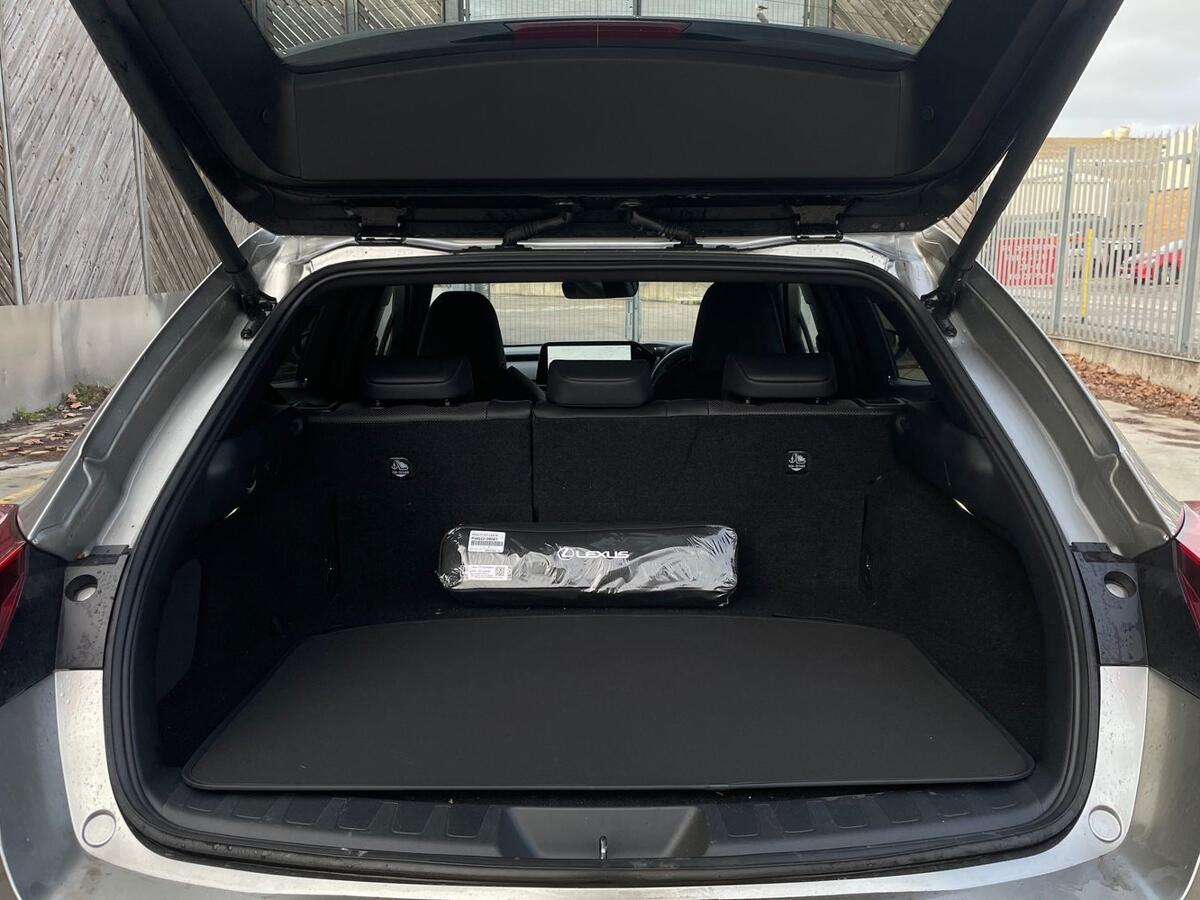 Used Lexus UX 2025 for sale - 78073864: Photo 10