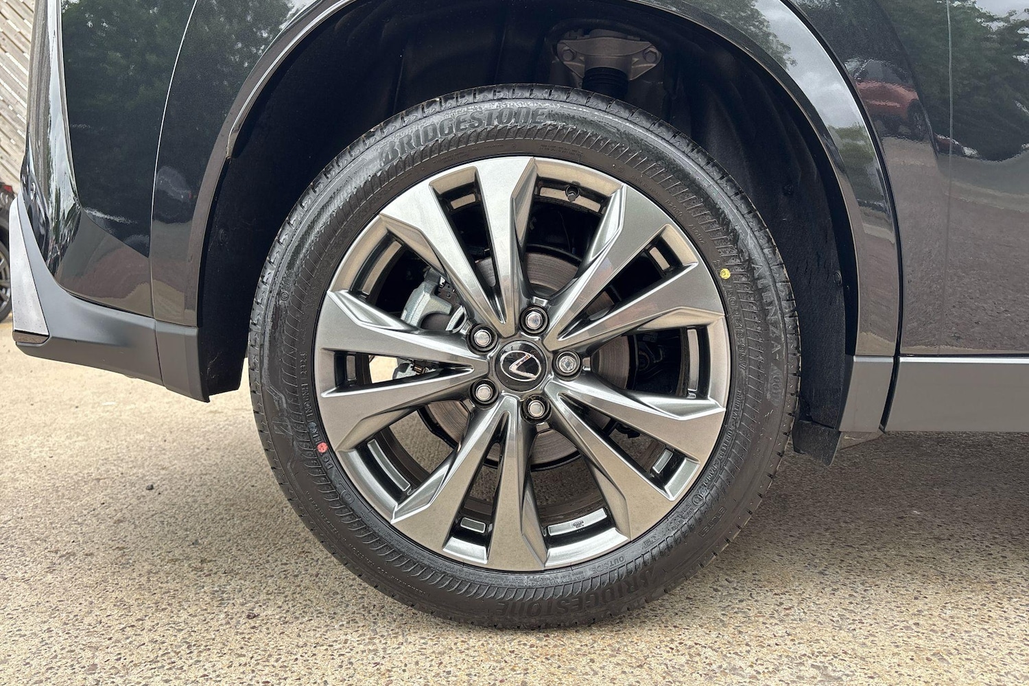 Used Lexus UX 2025 for sale - 77176709: Photo 5