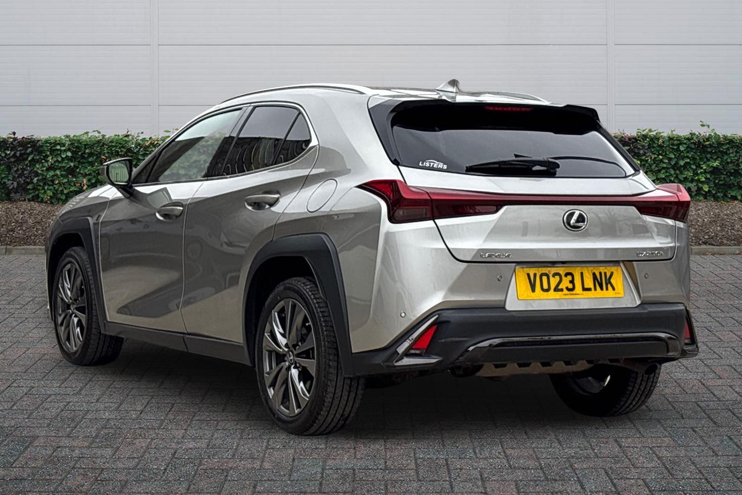 Used Lexus UX 2023 for sale - 77739435: Photo 2