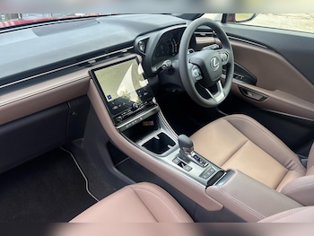 Used Lexus LBX 2025 for sale - 75432388: Photo