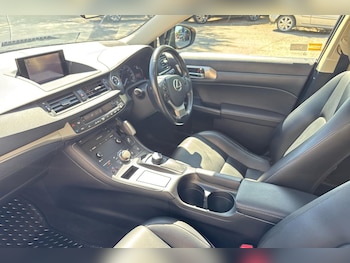 Used Lexus CT 2016 for sale - 75211454: Photo