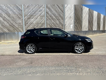 Used Lexus CT 2016 for sale - 75211454: Photo