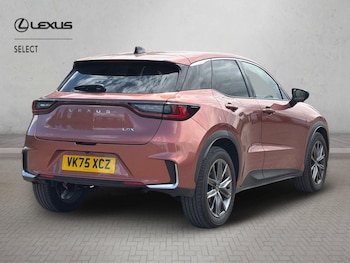 Used Lexus LBX 2025 for sale - 79094642: Photo