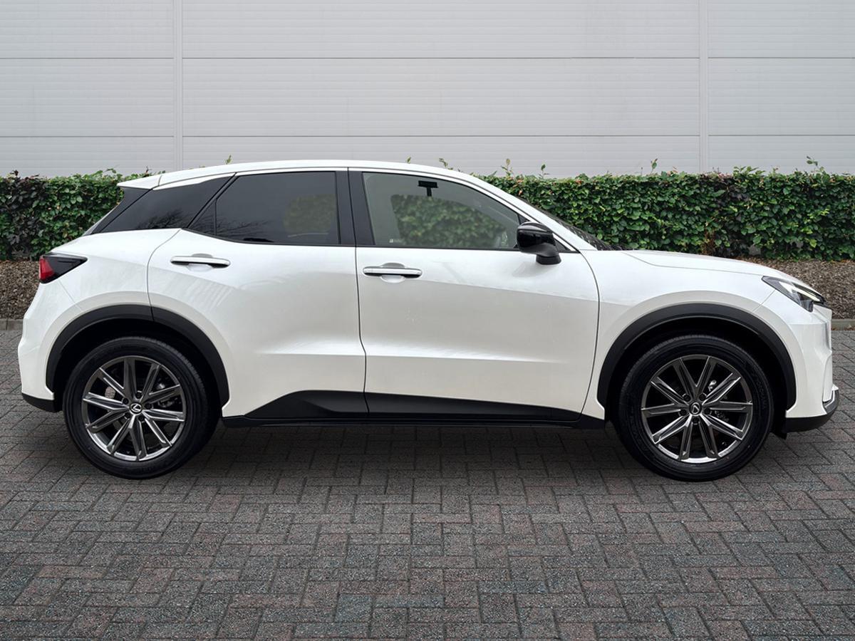 Used Lexus LBX 2025 for sale - 77132797: Photo 5