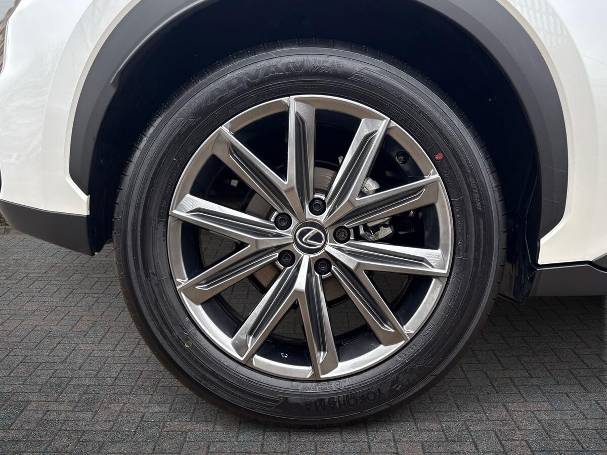 Used Lexus LBX 2025 for sale - 77132797: Photo 6