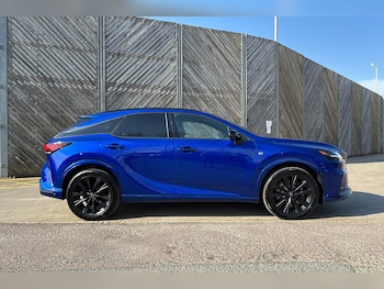 Used Lexus RX 2025 for sale - 76111591: Photo 4