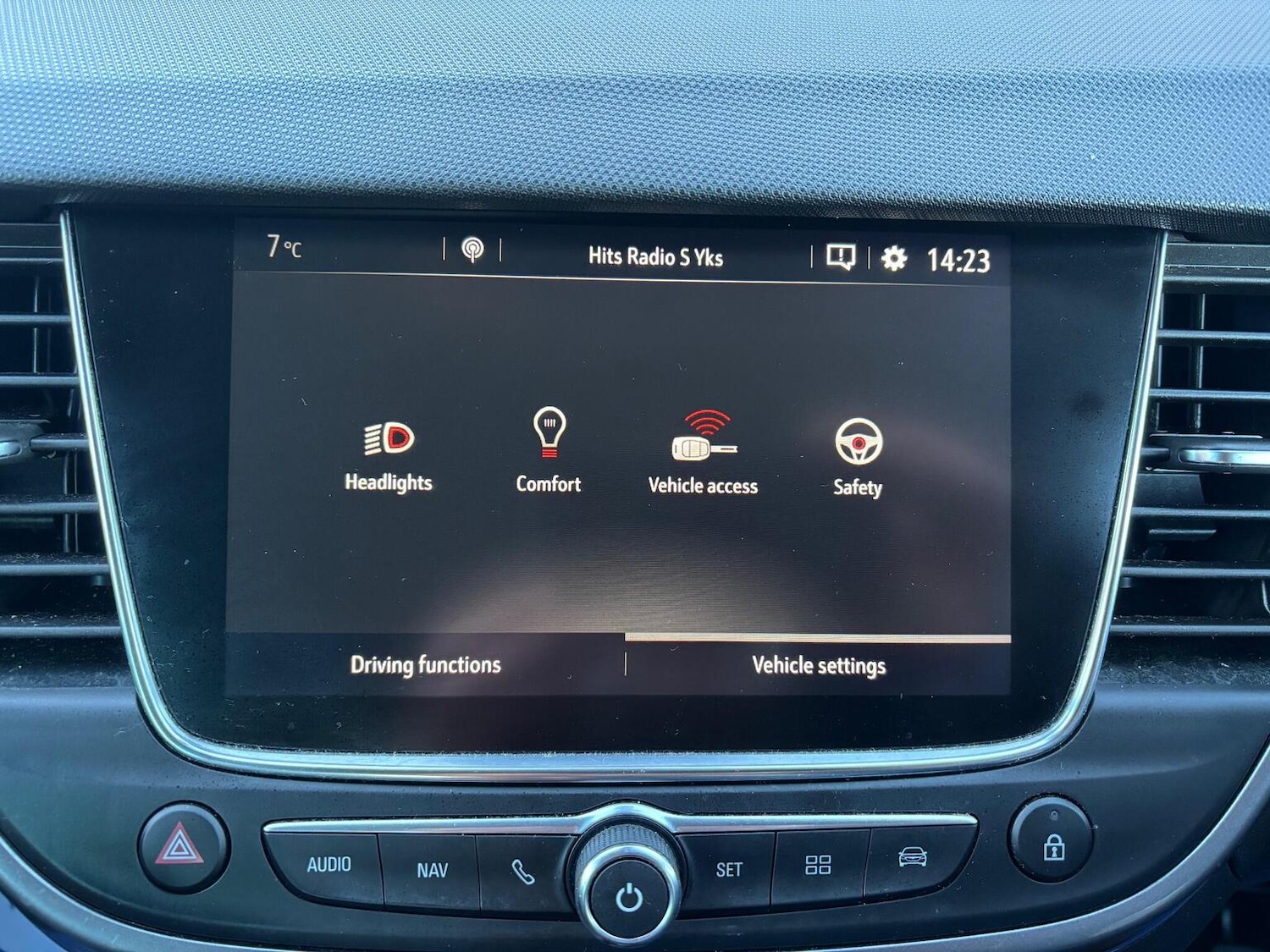 Used Vauxhall Crossland X 2019 for sale - 78040307: Photo 35