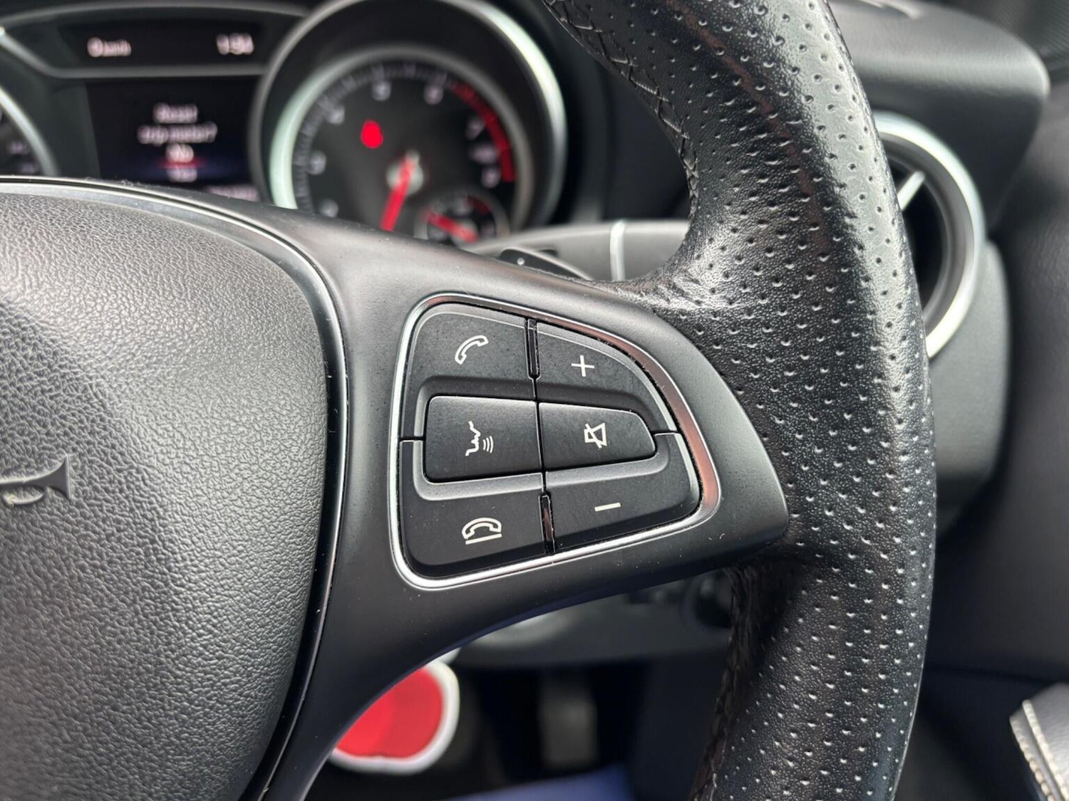 Used Mercedes-Benz GLA 2019 for sale - 78134975: Photo 44