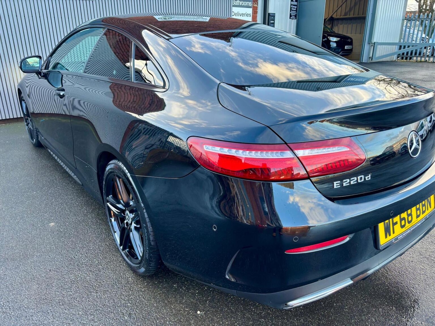 Used Mercedes-Benz E Class 2018 for sale - 78040315: Photo 10