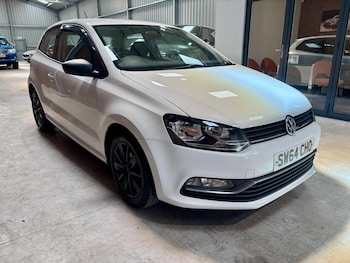Used Volkswagen Polo 2014 for sale - 79311584: Photo