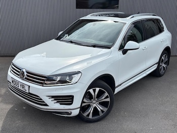 Used Volkswagen Touareg 2015 for sale - 79539541: Photo