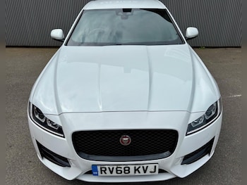 Used Jaguar XF 2018 for sale - 78659741: Photo