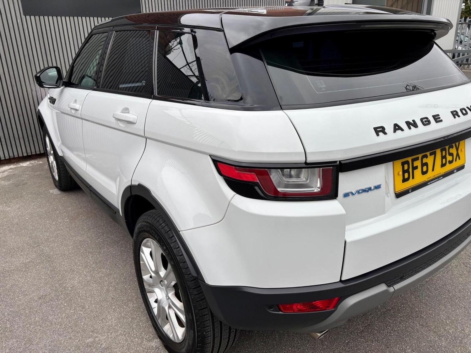 Used Land Rover Range Rover Evoque 2017 for sale - 78040311: Photo 8