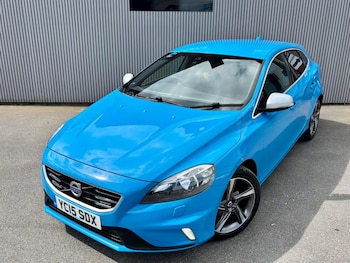 Used Volvo V40 2015 for sale - 78944909: Photo