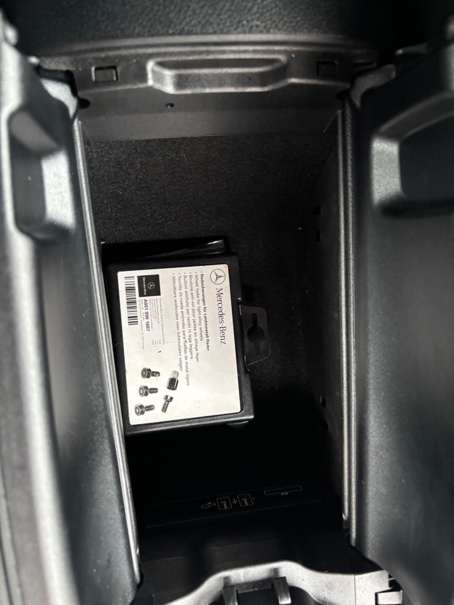 Used Mercedes-Benz C Class 2020 for sale - 78040303: Photo 48