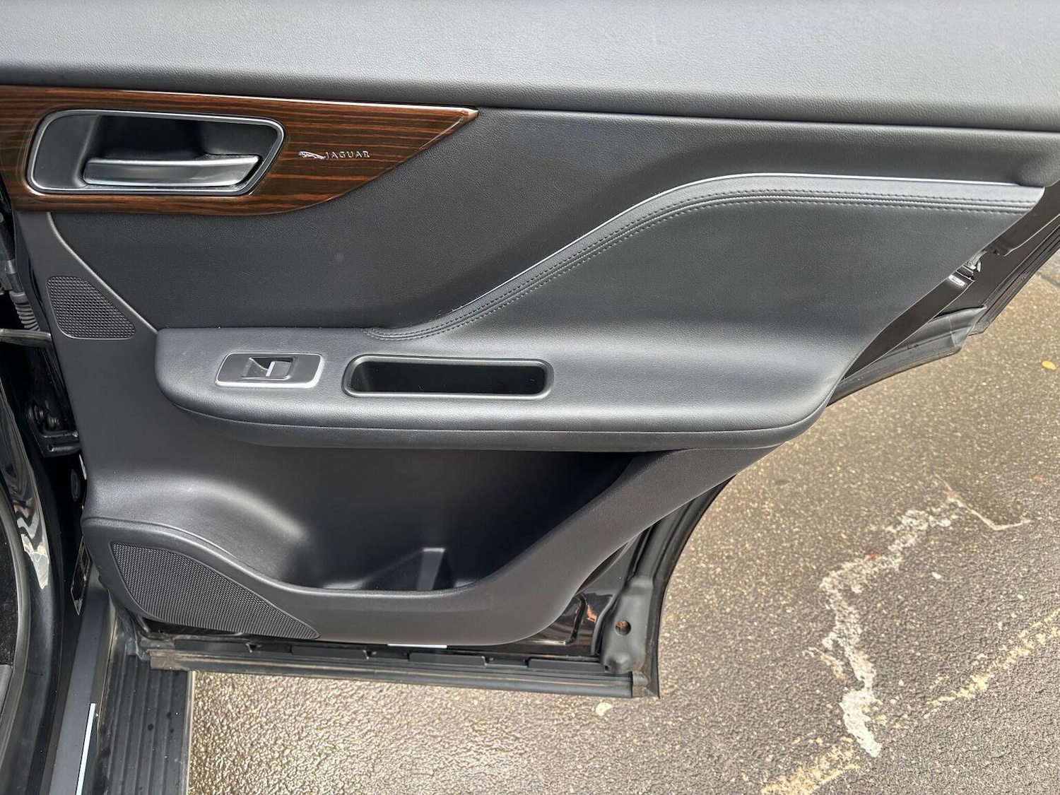 Used Jaguar F-Pace 2016 for sale - 78040316: Photo 14