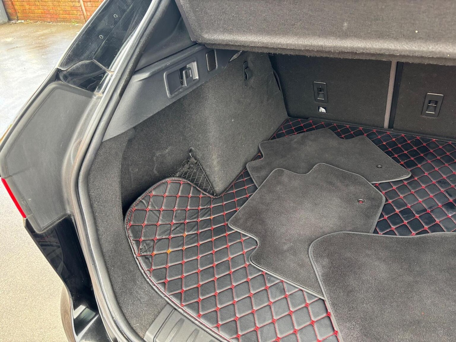 Used Jaguar F-Pace 2016 for sale - 78040316: Photo 18