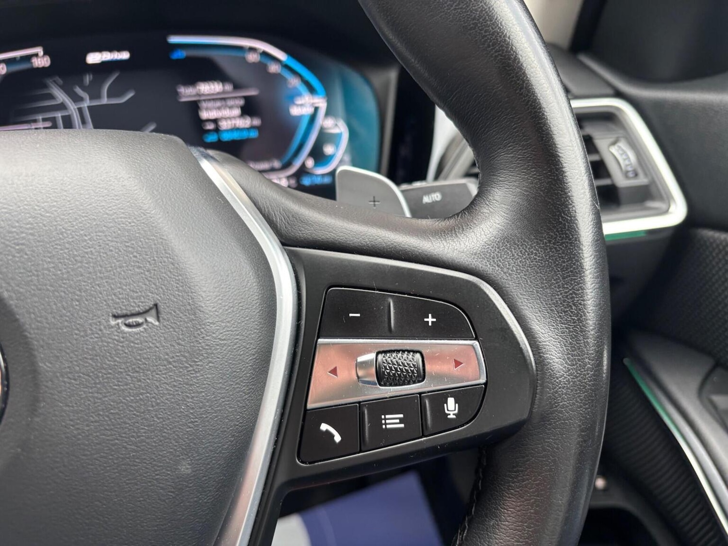 Used BMW 3 Series 2021 for sale - 78040304: Photo 43