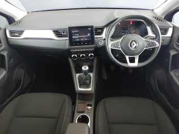 Used Renault Captur 2020 for sale - 76052824: Photo 2