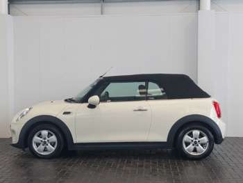 Used MINI Convertible 2019 for sale - 75267075: Photo
