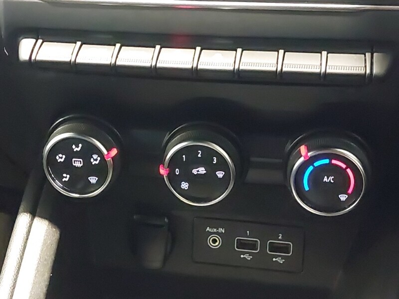 Used Renault Clio 2020 for sale - 77690122: Photo 11