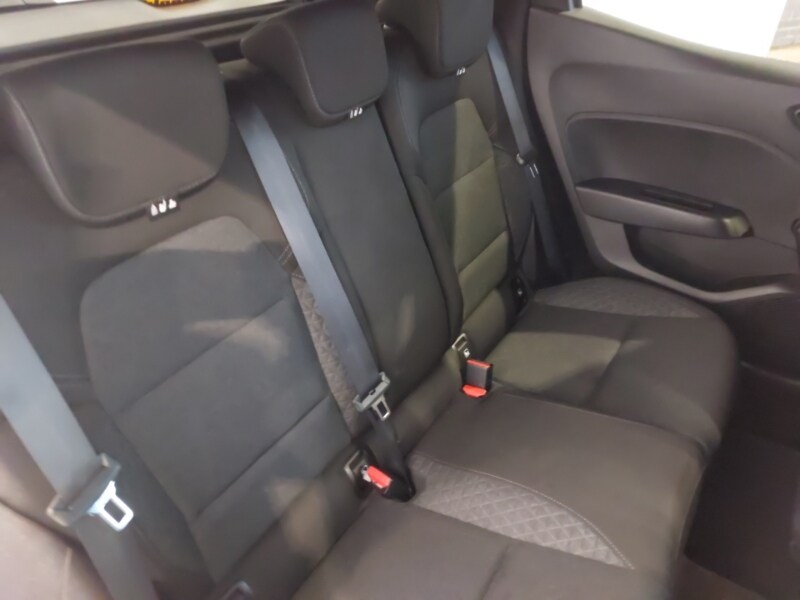 Used Renault Clio 2020 for sale - 77690122: Photo 13